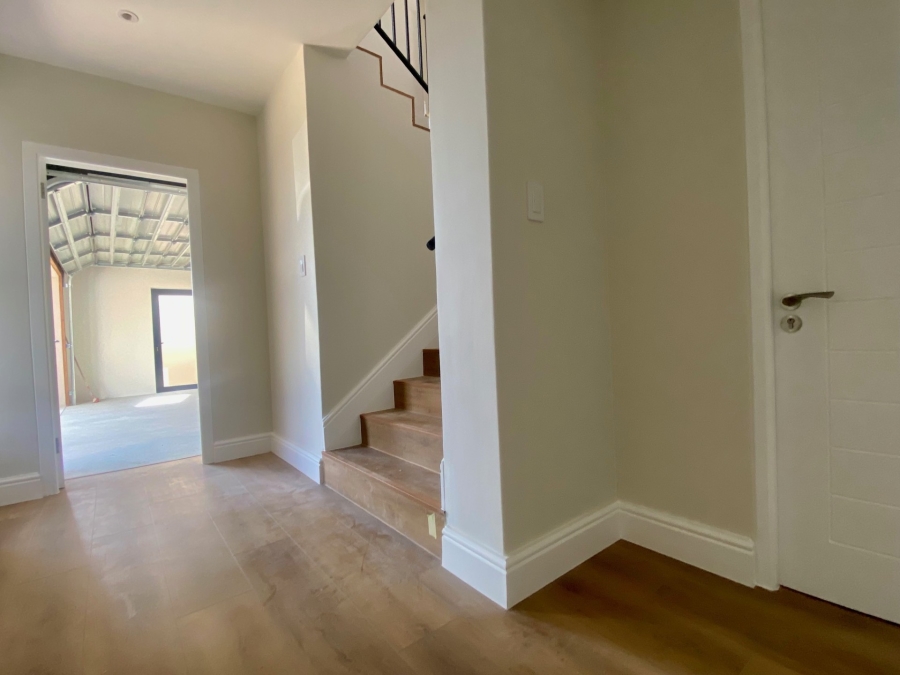 3 Bedroom Property for Sale in La Roche Western Cape